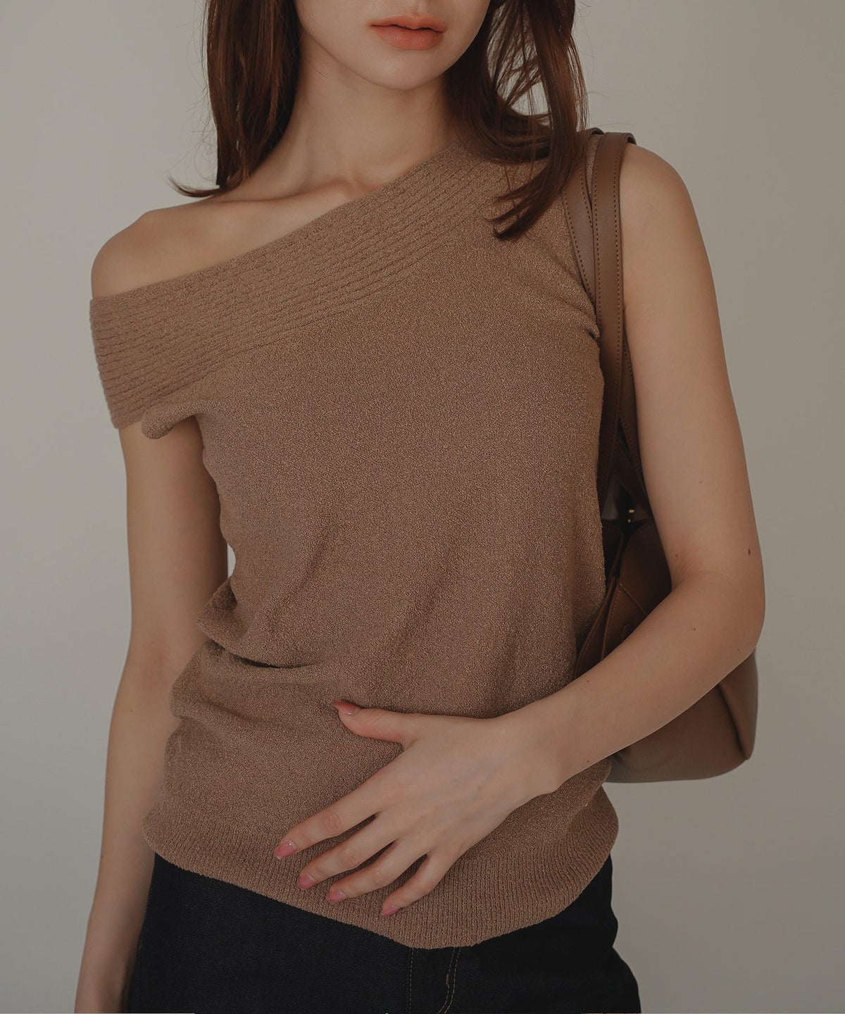 大人カジュアル カジュアル モード お洒落 ママコーデ 20代 30代 40代 デート お出かけ 普段使い 韓国 トレンド 可愛い 大人 大人女子 大人可愛い 通学 学生 女子会 パーティー 着回し デイリー レイヤード インスタ映え 体型カバー 綺麗め 細見え オフショル KINO THE KEI