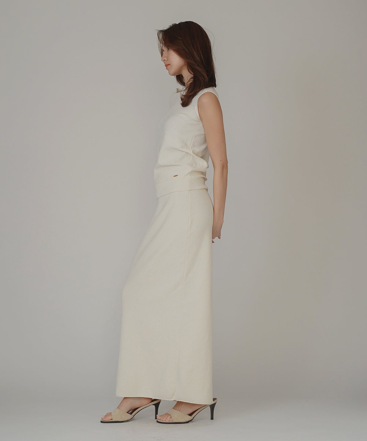 大人カジュアル カジュアル モード お洒落 ママコーデ 20代 30代 40代 デート お出かけ 普段使い 韓国 トレンド 可愛い 大人 大人女子 大人可愛い 通学 学生 女子会 パーティー 着回し デイリー レイヤード インスタ映え 体型カバー 綺麗め 細見え オフショル KINO THE KEI