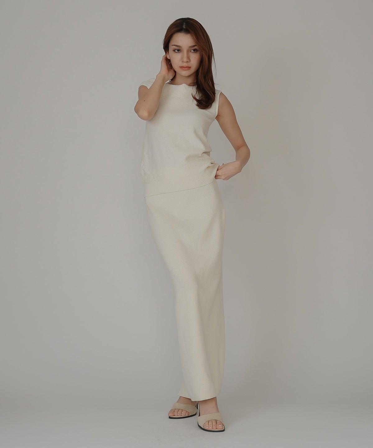 無地 女性らしい 通学 学生 女子会 パーティー 着回し デイリー モテコーデ デートコーデ 大人 あざと可愛い 肌見せ 港区 ラウンジ 韓国風 韓国系 カジュアル エレガント 海外系 きれいめ 細見え カジュアル スタイル盛れ KINO THE KEI