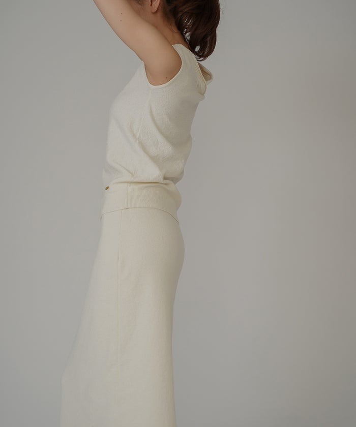 無地 女性らしい 通学 学生 女子会 パーティー 着回し デイリー モテコーデ デートコーデ 大人 あざと可愛い 肌見せ 港区 ラウンジ 韓国風 韓国系 カジュアル エレガント 海外系 きれいめ 細見え カジュアル スタイル盛れ KINO THE KEI