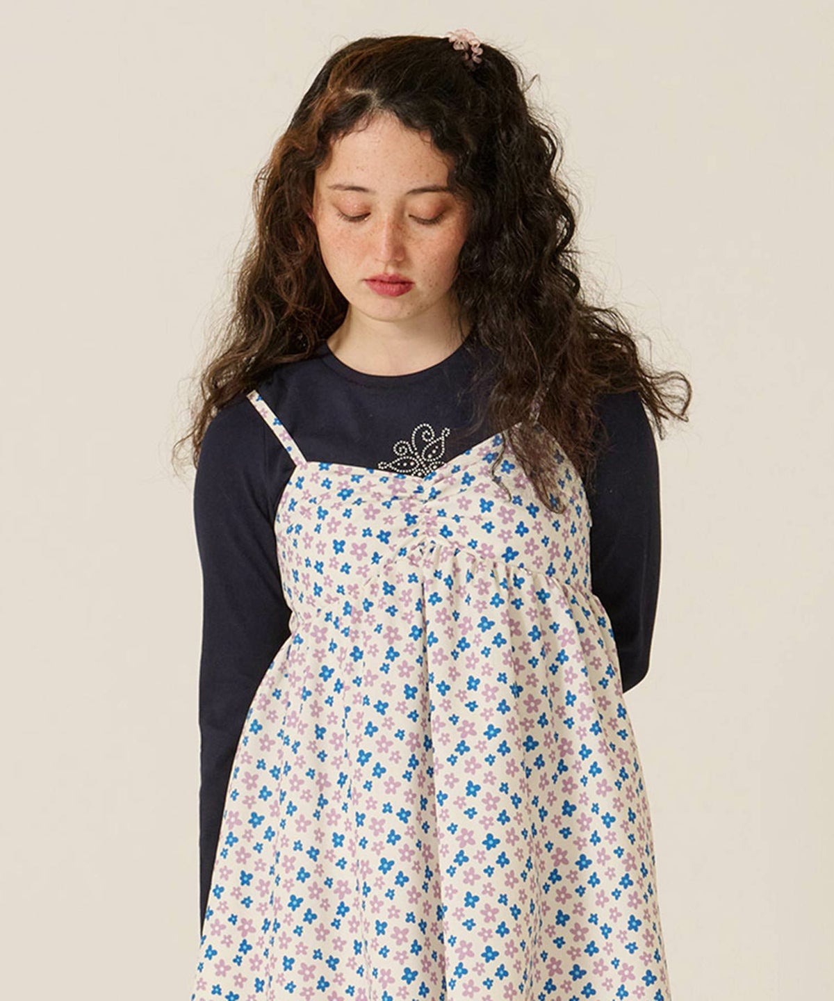 バタフライ/スタッズ/ロンT/カットソー