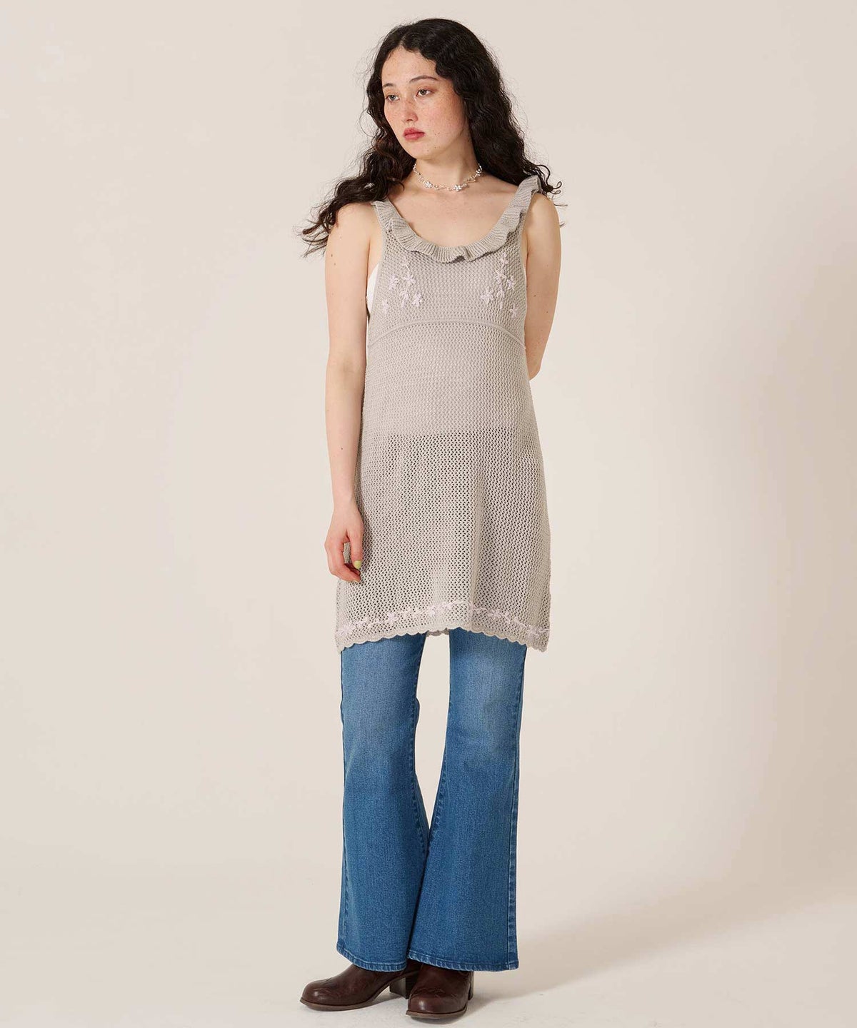 フレア/デニム/ブーツカット/フラワー スタッズ フレア デニムパンツ TINA：JOJUN