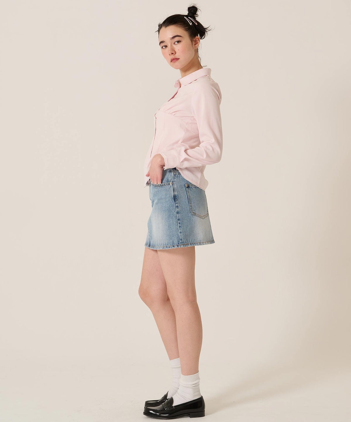 ブラウス/トップス/シャツ/ウエストシェイプ 丸襟 ブラウス TINA：JOJUN