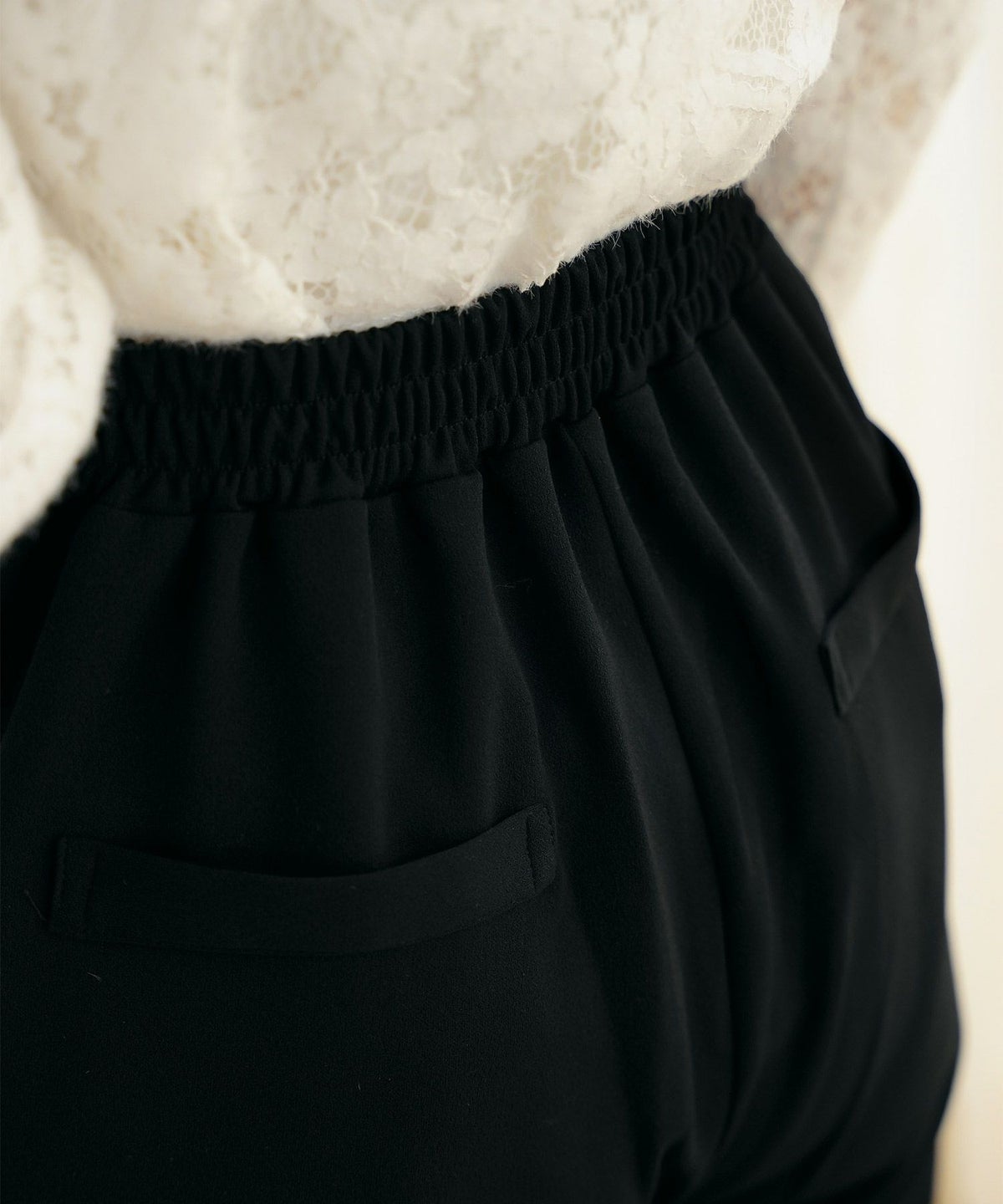 ボトムス パール 大粒 上品 テーパードパンツ ポケット ピンタック エレガント きれいめ オケージョン セットアップ 授業参観 学校行事 親子行事