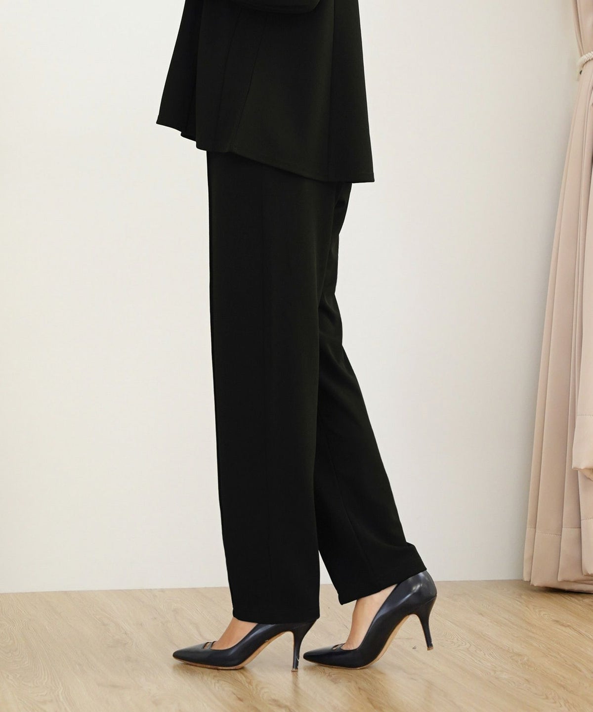 ボトムス パール 大粒 上品 テーパードパンツ ポケット ピンタック エレガント きれいめ オケージョン セットアップ 授業参観 学校行事 親子行事