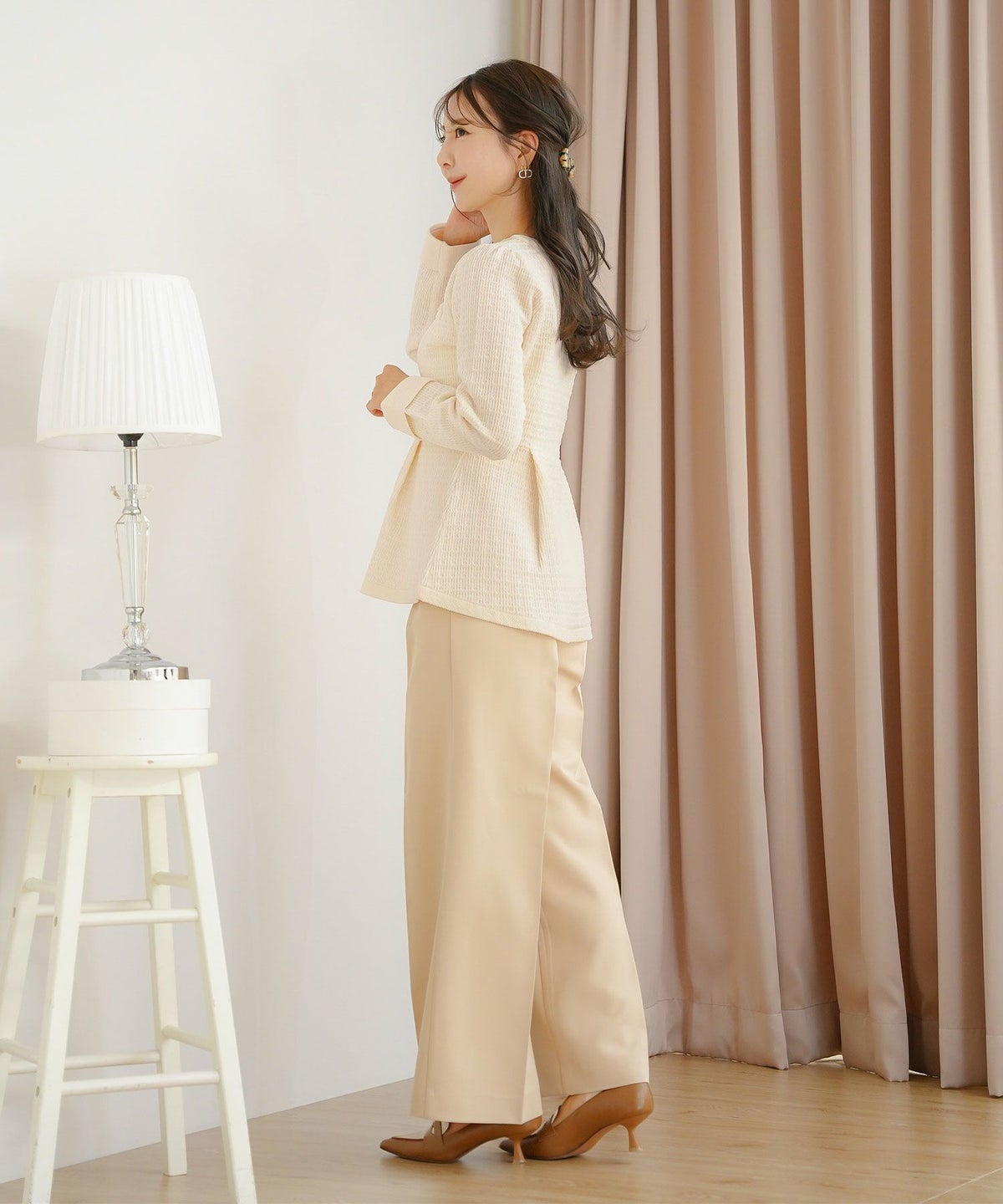 レディース ペプラム ニット ジャケット ノーカラー クルーネック セレモニー 入卒 授業参観 式 きれいめ 上品 シンプル ストレッチ オケージョン 入園 卒業 エレガント アイボリー ピンク ネイビー アソート柄 ツイード 春 秋 冬