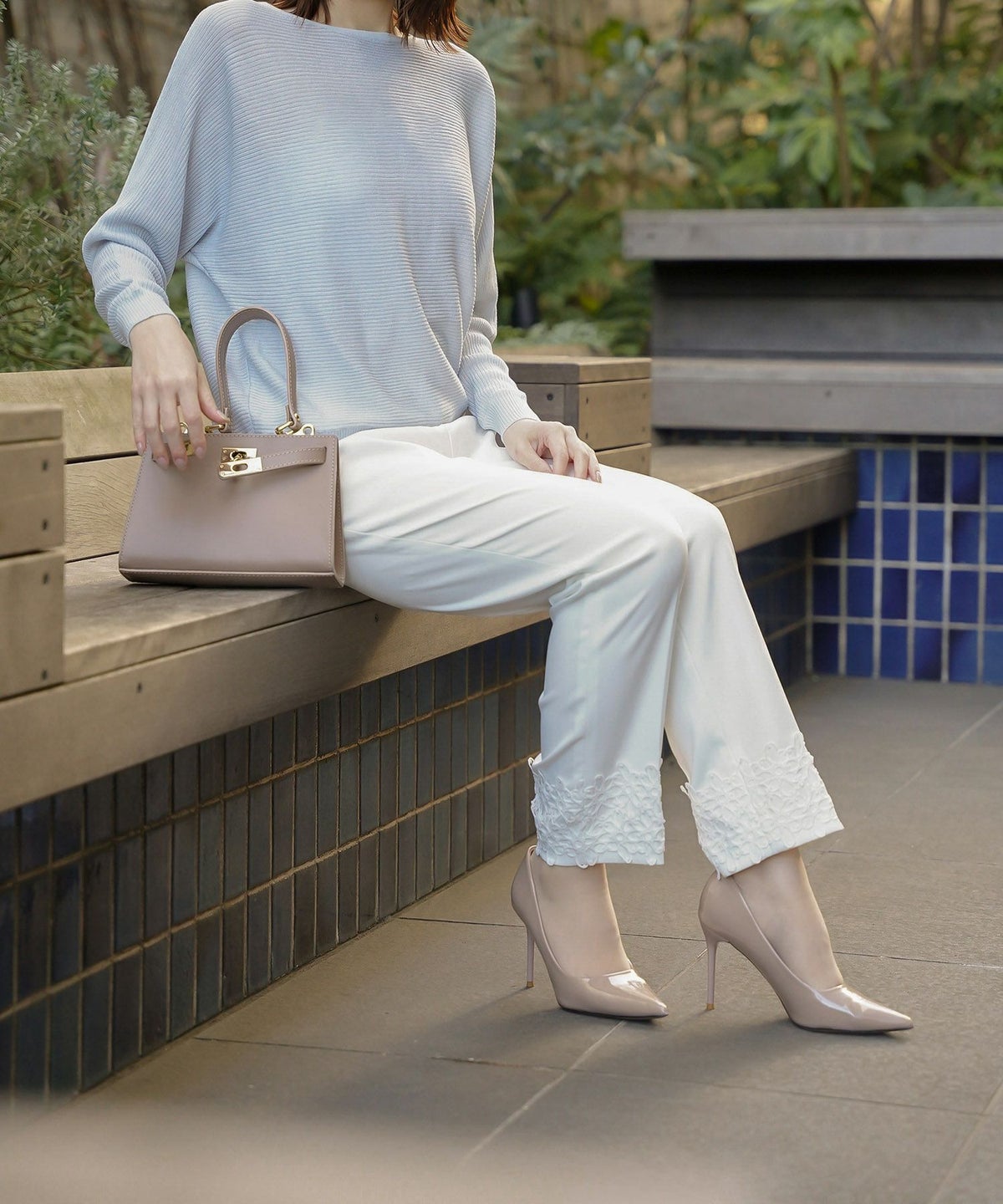 トップス ニット レディース ファッション プルオーバー かわいい きれいめ 春夏秋 白黒 ウォッシャブル ジョイントスペース