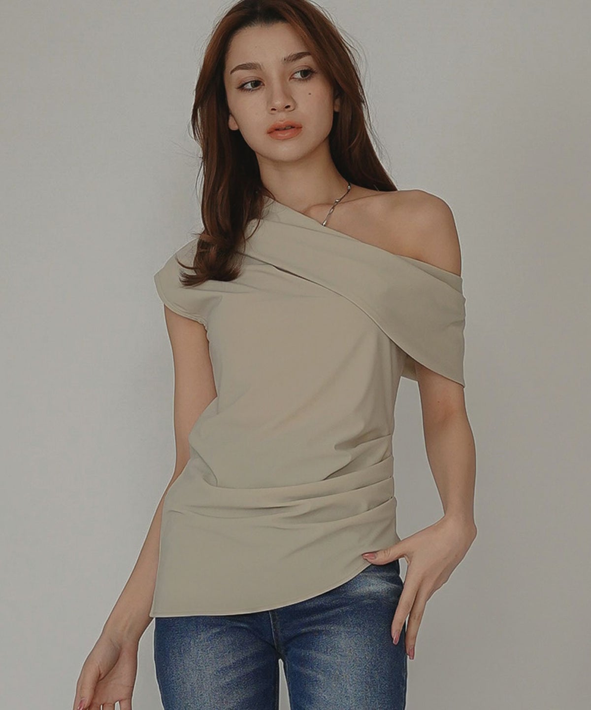 万能トップス 着回し インナートップス オシャレ 無地 女性らしい モテコーデ デートコーデ 大人 あざと可愛い 肌見せ 港区 ラウンジ 韓国風 韓国系 カジュアル エレガント 海外系 きれいめ 細見え カジュアル スタイル盛れ KINO THE KEI