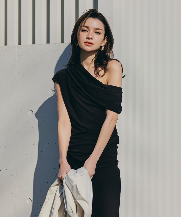 万能トップス 着回し インナートップス オシャレ 無地 女性らしい モテコーデ デートコーデ 大人 あざと可愛い 肌見せ 港区 ラウンジ 韓国風 韓国系 カジュアル エレガント 海外系 きれいめ 細見え カジュアル スタイル盛れ KINO THE KEI