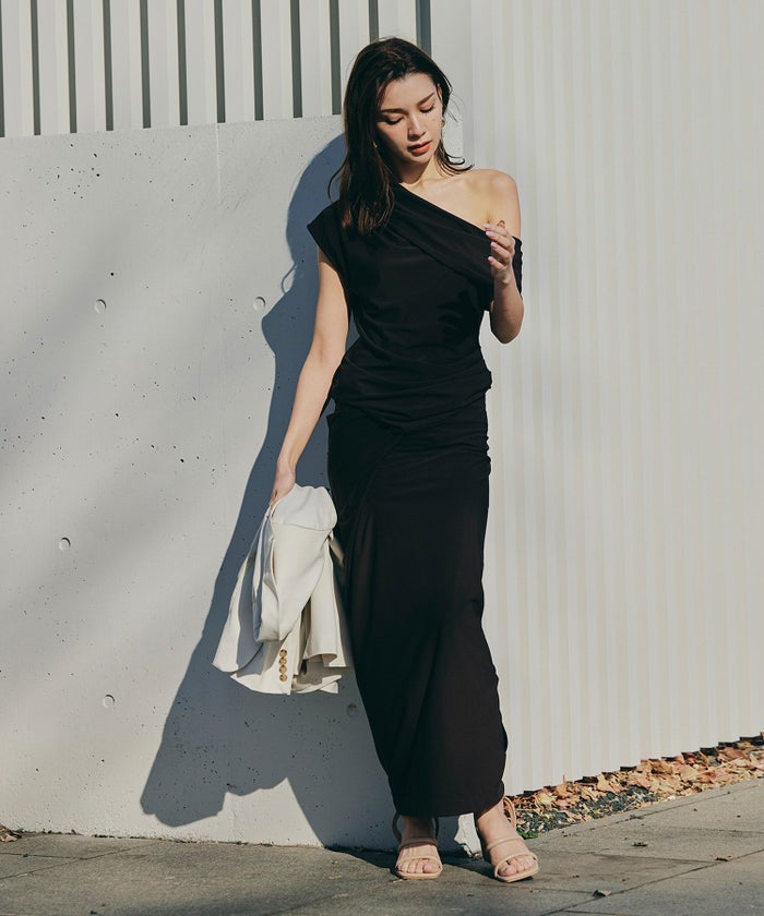 万能トップス 着回し インナートップス オシャレ 無地 女性らしい モテコーデ デートコーデ 大人 あざと可愛い 肌見せ 港区 ラウンジ 韓国風 韓国系 カジュアル エレガント 海外系 きれいめ 細見え カジュアル スタイル盛れ KINO THE KEI