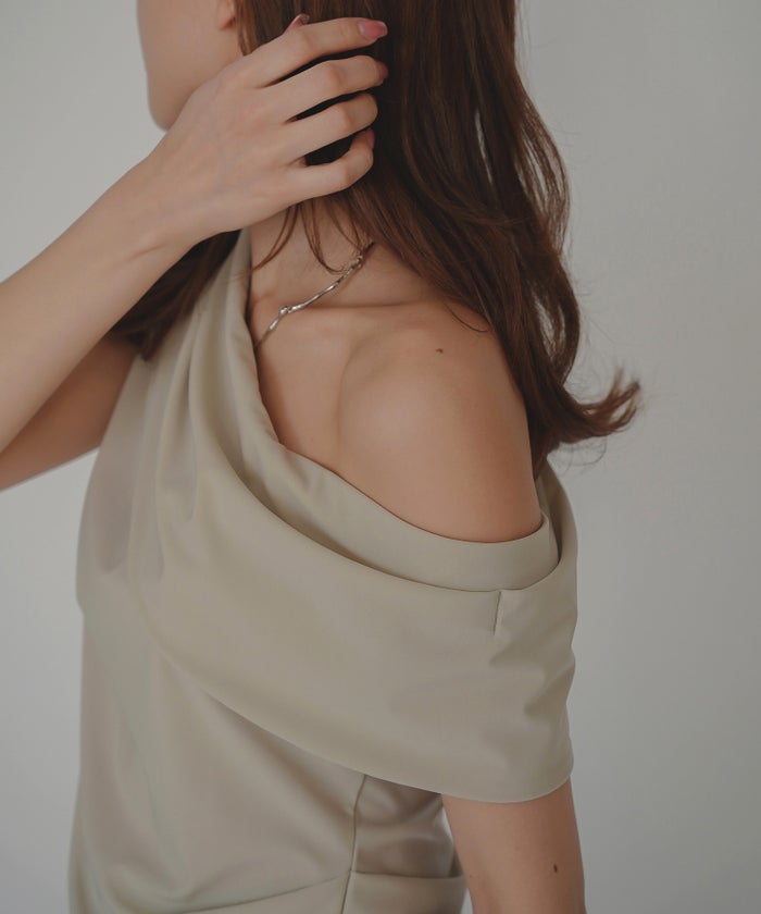 万能トップス 着回し インナートップス オシャレ 無地 女性らしい モテコーデ デートコーデ 大人 あざと可愛い 肌見せ 港区 ラウンジ 韓国風 韓国系 カジュアル エレガント 海外系 きれいめ 細見え カジュアル スタイル盛れ KINO THE KEI