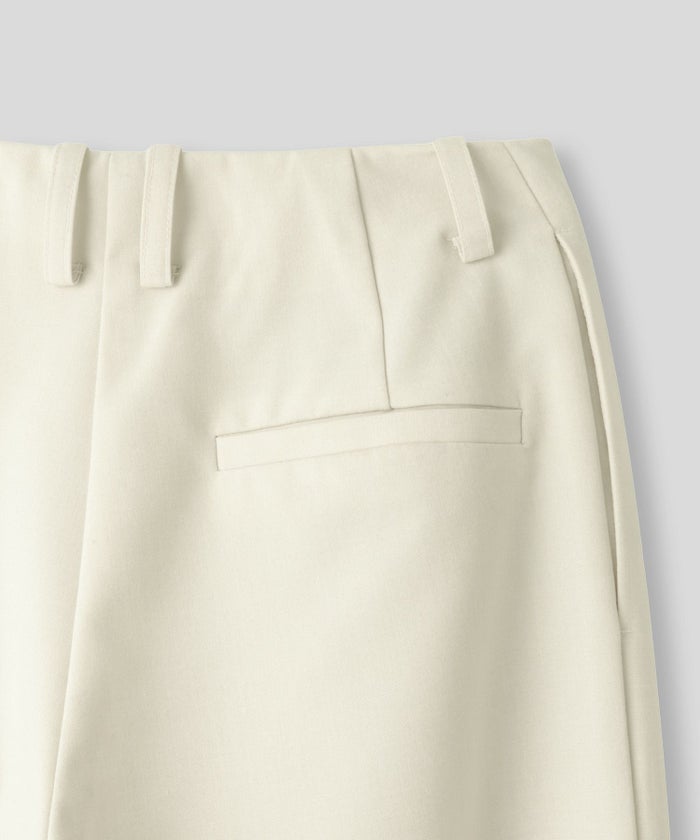 カジュアル モード ブラック お洒落 セットアップ ママコーデ 20代 30代 40代 デート お出かけ 普段使い 韓国 トレンド 可愛い 大人 大人女子 大人可愛い 通学 学生 女子会 パーティー 着回し デイリー レイヤード インスタ映え 体型カバー 綺麗め 細見え オフショル KINO THE KEI