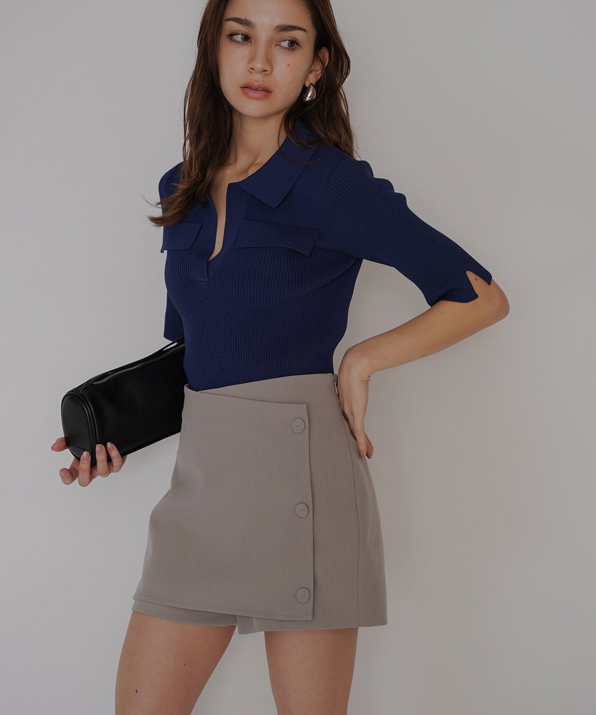 着回し インナー 無地 女性らしい モテコーデ デートコーデ 大人 あざと可愛い 肌見せ 港区 ラウンジ 韓国風 韓国系 カジュアル エレガント 海外系 きれいめ 細見え カジュアル スタイル盛れ KINO THE KEI