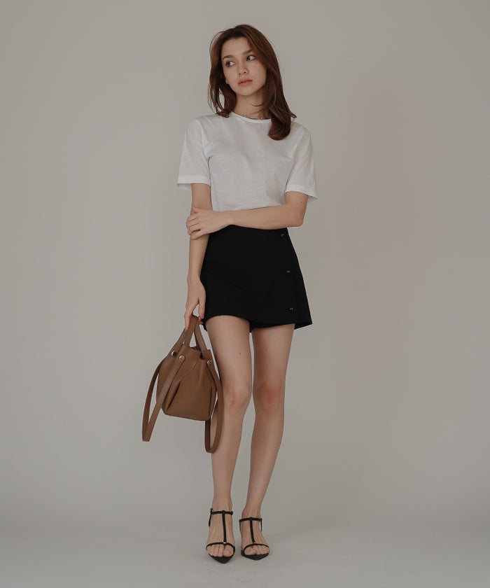 着回し インナー 無地 女性らしい モテコーデ デートコーデ 大人 あざと可愛い 肌見せ 港区 ラウンジ 韓国風 韓国系 カジュアル エレガント 海外系 きれいめ 細見え カジュアル スタイル盛れ KINO THE KEI