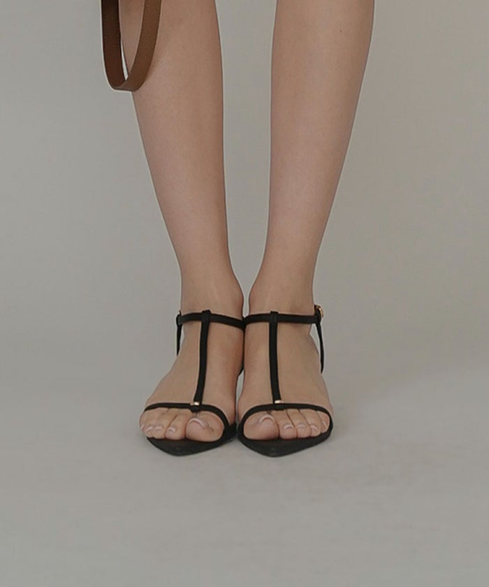 サンダル 華奢ストラップ 歩きやすい 安定感 クロス フェイクレザー ローヒール オリジナル ポインテッド メタル パーツ ストラップ サンダル KINO THE KEI