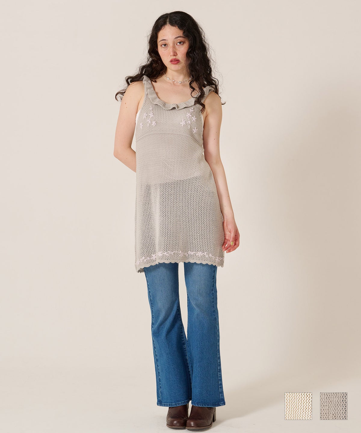 ワンピース/花/バックオープン/ハンド刺繍入り 透かし編み ニットワンピース TINA：JOJUN