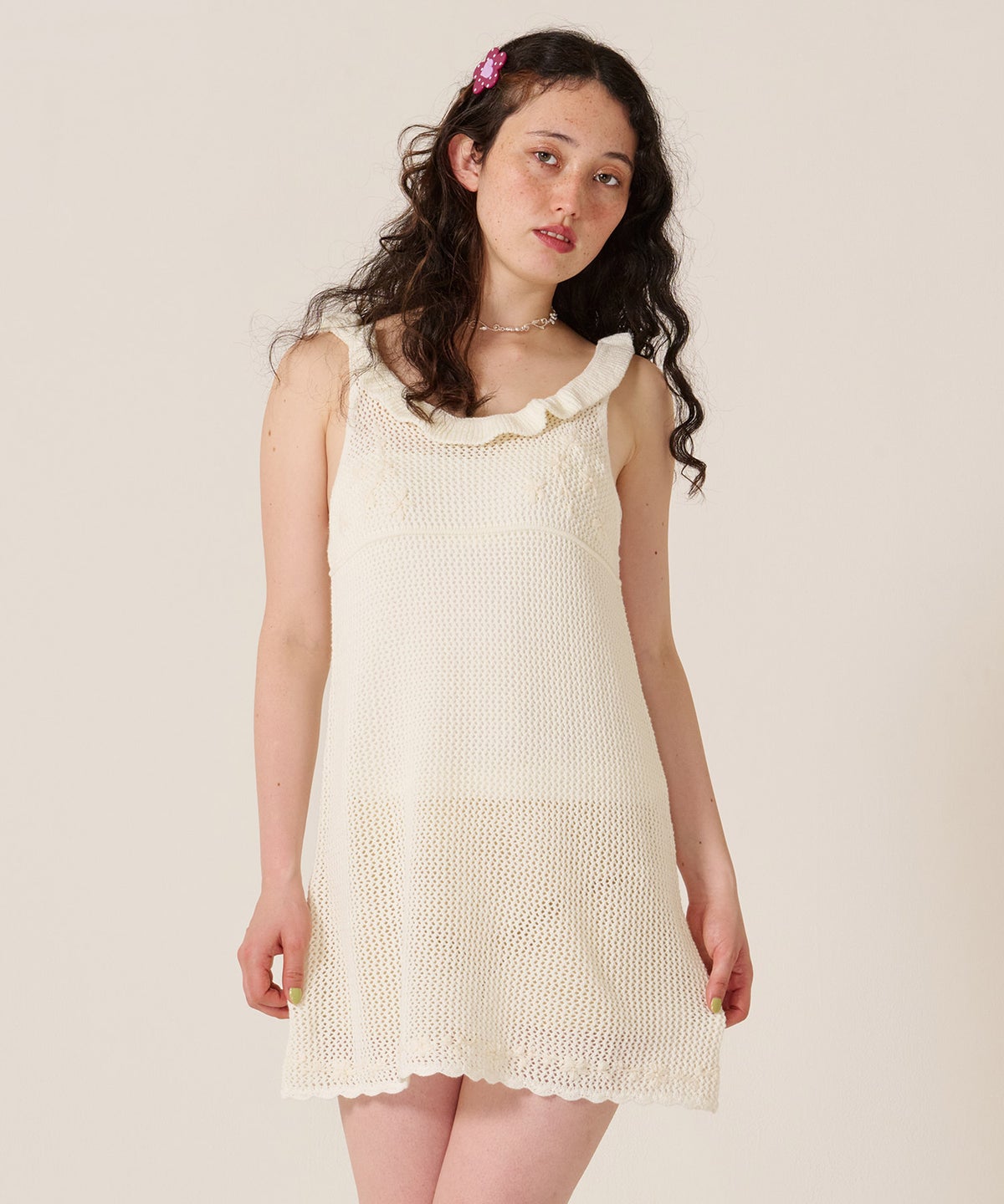 ワンピース/花/バックオープン/ハンド刺繍入り 透かし編み ニットワンピース TINA：JOJUN