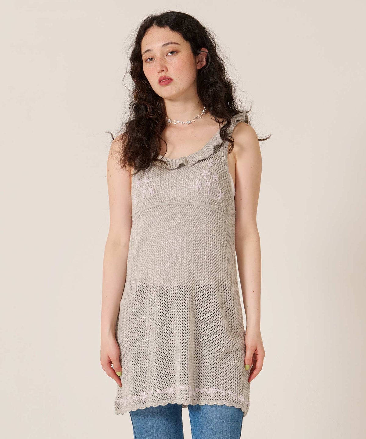 ワンピース/花/バックオープン/ハンド刺繍入り 透かし編み ニットワンピース TINA：JOJUN