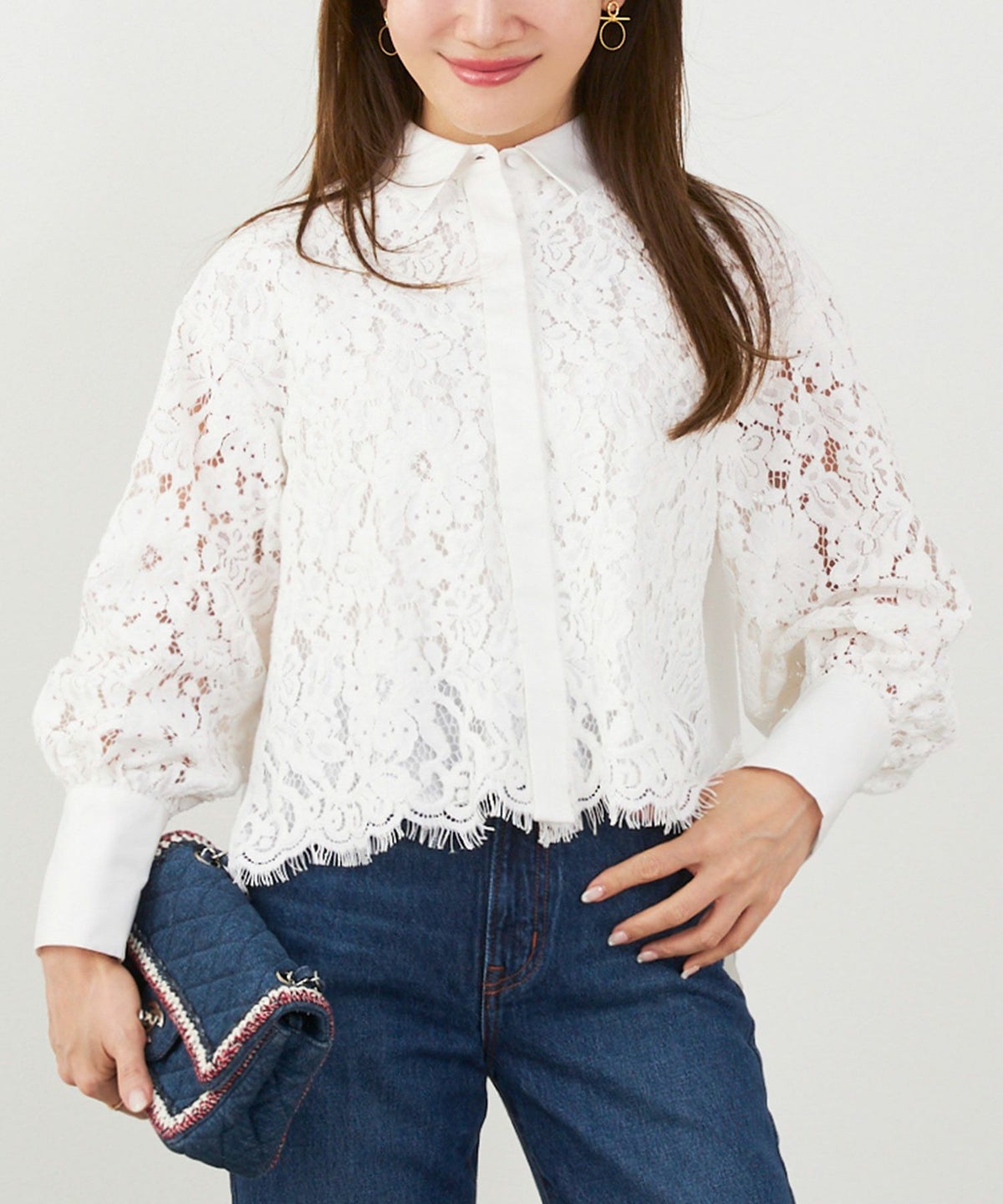 手洗い可 オフィス おしゃれ フェミニン 透け感 カフス 上品 きれいめ 大人カジュアル 長袖 襟付き ジョイントスペース