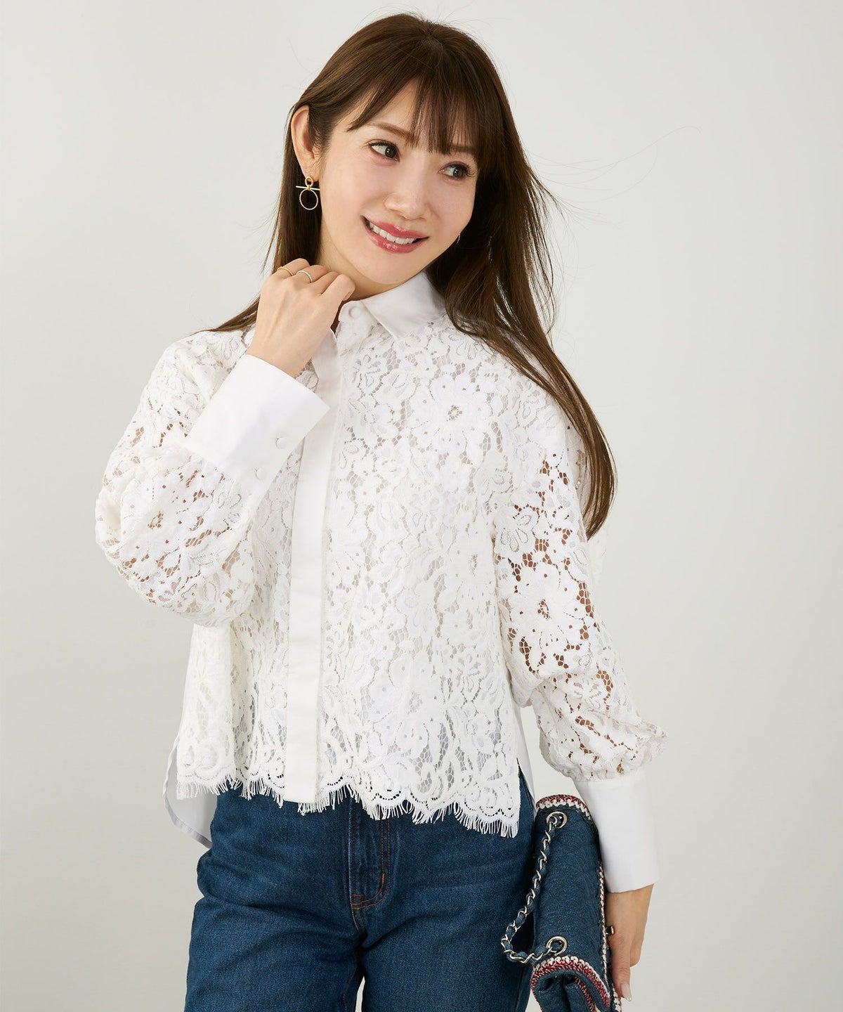 手洗い可 オフィス おしゃれ フェミニン 透け感 カフス 上品 きれいめ 大人カジュアル 長袖 襟付き ジョイントスペース