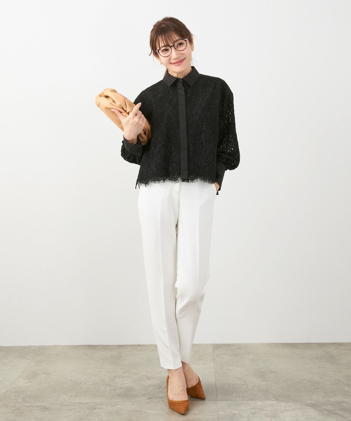 手洗い可 オフィス おしゃれ フェミニン 透け感 カフス 上品 きれいめ 大人カジュアル 長袖 襟付き ジョイントスペース