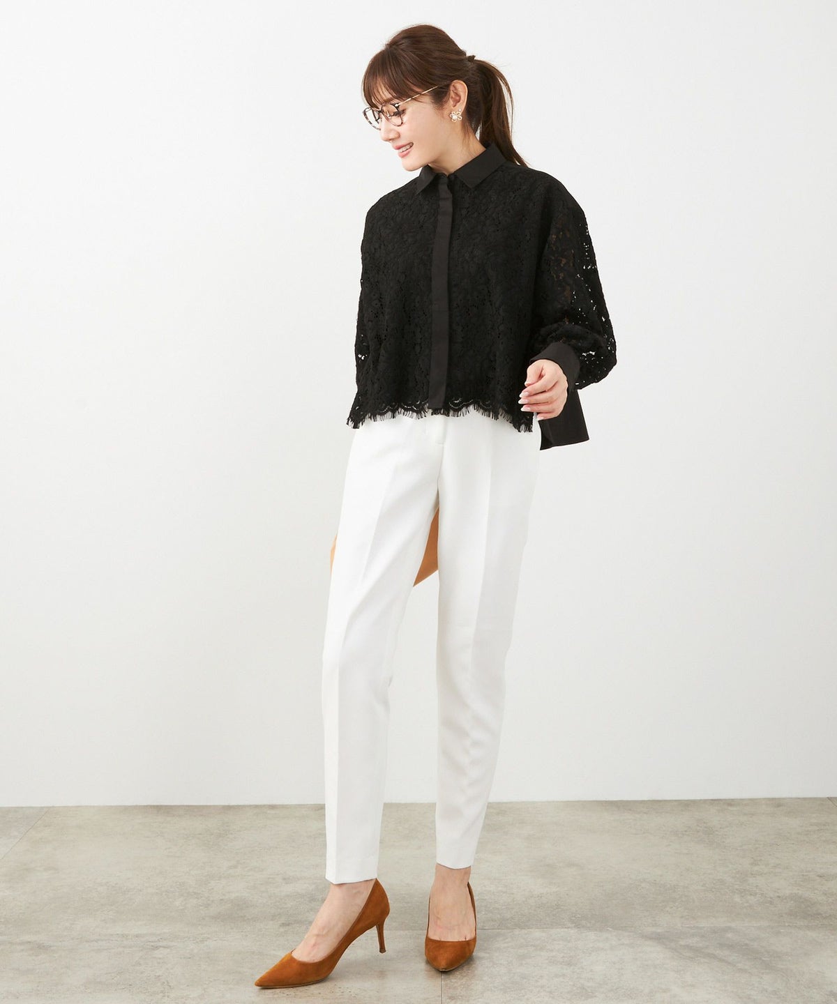 手洗い可 オフィス おしゃれ フェミニン 透け感 カフス 上品 きれいめ 大人カジュアル 長袖 襟付き ジョイントスペース