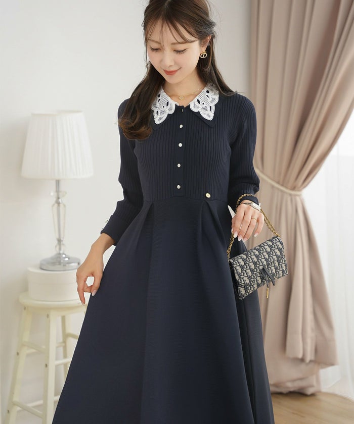 ニット ワンピース レース レース襟 花 華やか エレガント フェミニン 上品 大人 きれいめ 食事会 懇談会 ヌン活 女子会 前開き 長袖 春 映え 秋 