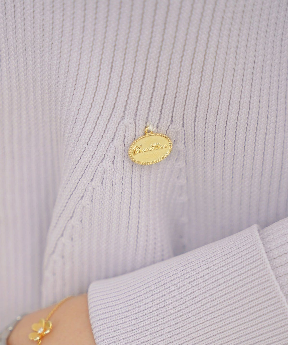 ニット トップス ペプラム 花 花襟 フラワー 長袖 春 秋 冬 きれいめ カジュアル 上品 配色