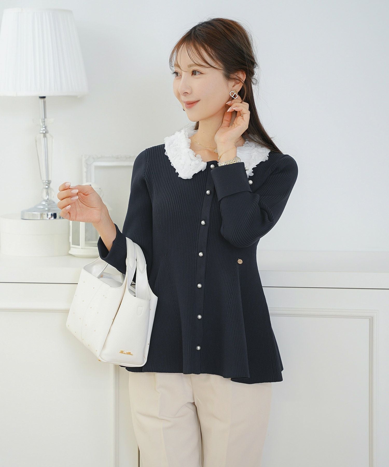 フラワー 襟付き ニット ペプラム le reve vaniller 全3色｜lvn411