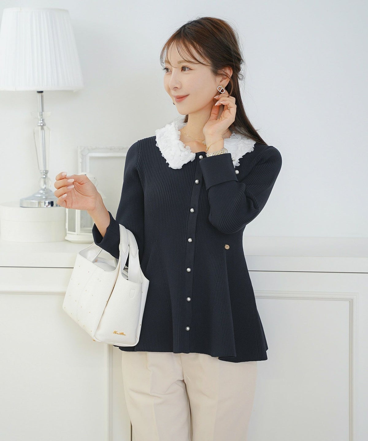 ニット トップス ペプラム 花 花襟 フラワー 長袖 春 秋 冬 きれいめ カジュアル 上品 配色