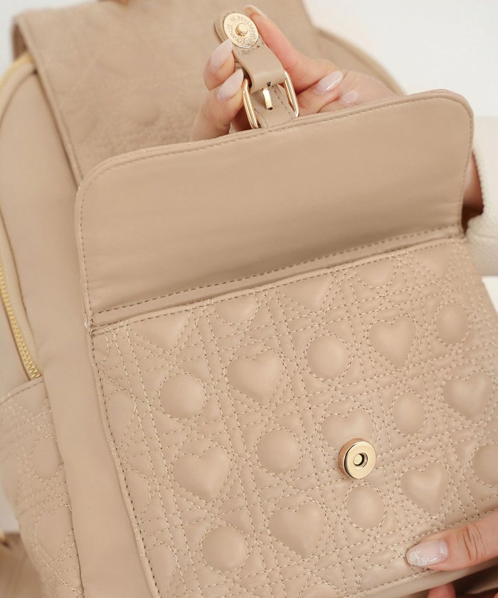 小物 バッグ リュック ハートキルティング 合皮 キルティング かわいい フェミニン 大容量 多機能 収納 お出かけ 推し活