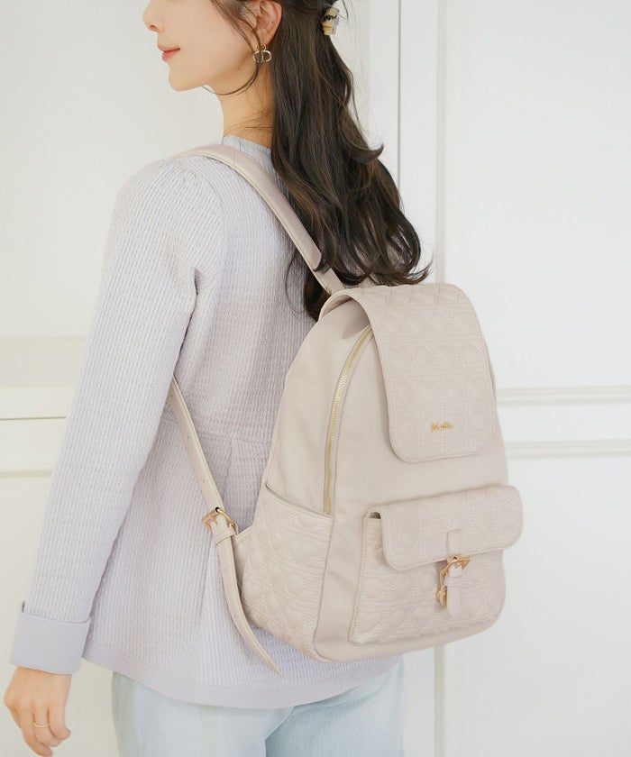 小物 バッグ リュック ハートキルティング 合皮 キルティング かわいい フェミニン 大容量 多機能 収納 お出かけ 推し活