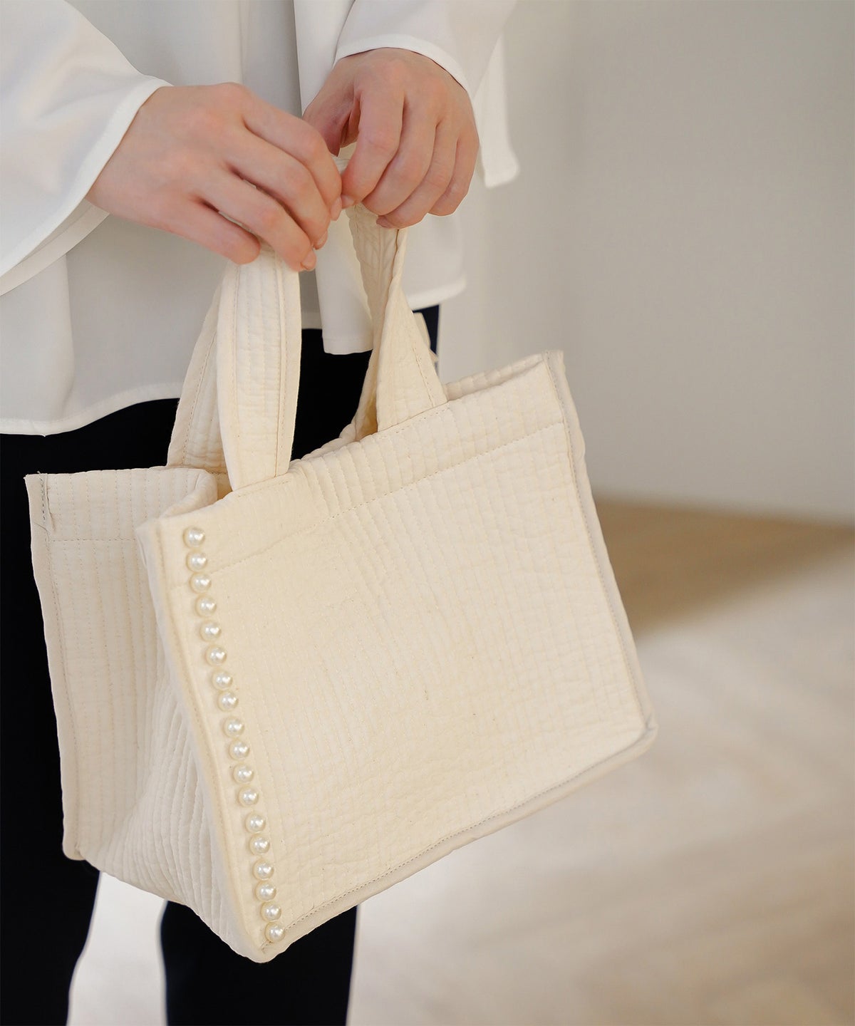 マチ付き パールトリム ヌビ バッグ スタンダード 韓国 オフィス かわいい アイボリー グレー チャコール ブラック フリー