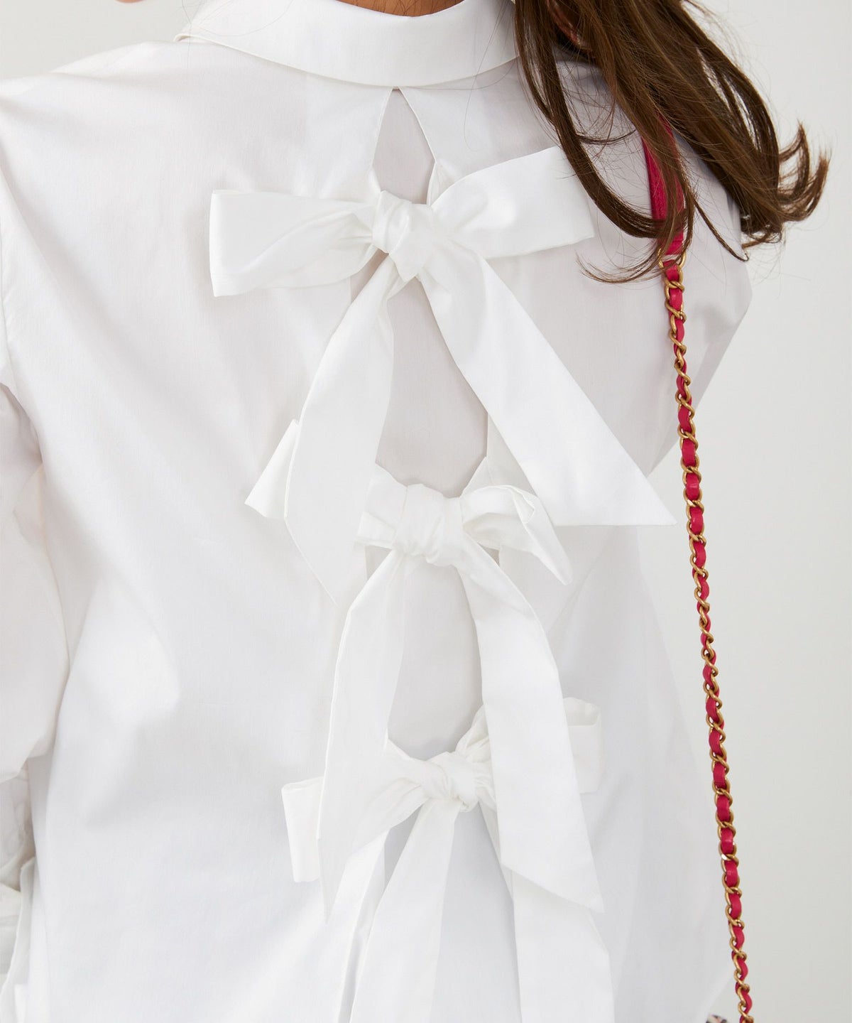 手洗い可 オフィス おしゃれ フェミニン 大人カジュアル 上品 きれいめ 長袖 白 ジョイントスペース