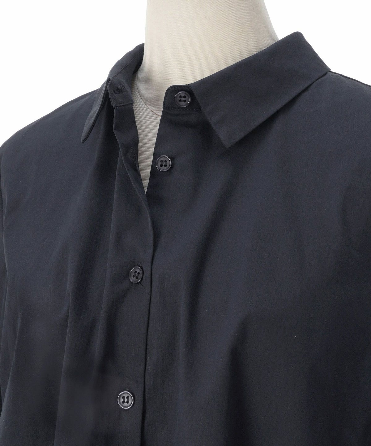 手洗い可 オフィス おしゃれ フェミニン 大人カジュアル 上品 きれいめ 長袖 白 ジョイントスペース