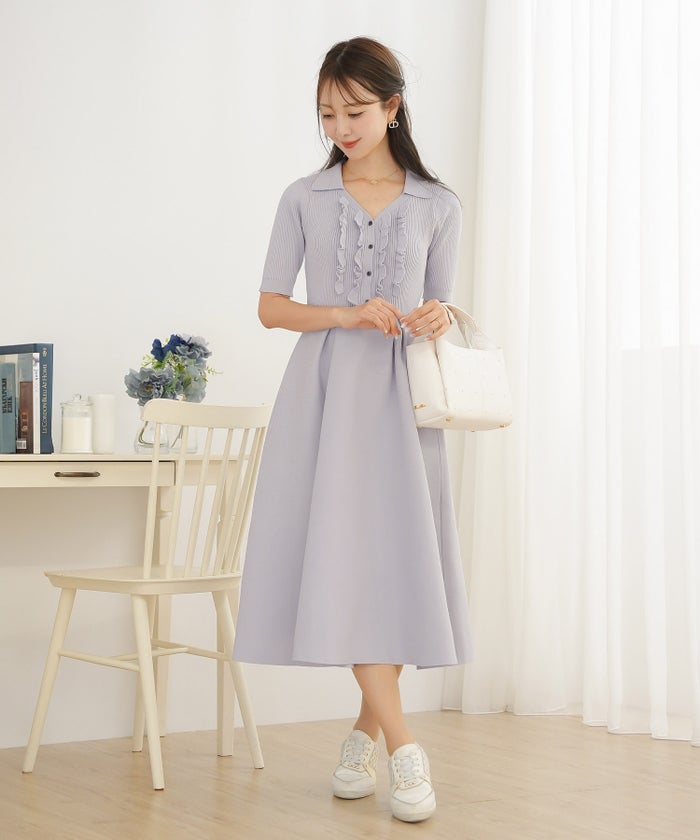 ニット ワンピース フリル 前開き 授乳 ママ きれいめ フェミニン 上品 ママ友 かわいい 大人 配色 ゴールド 半袖 5分袖 フレア フレアシルエット タック ミモレ 開襟 デコルテすっきり 襟付き 春 夏