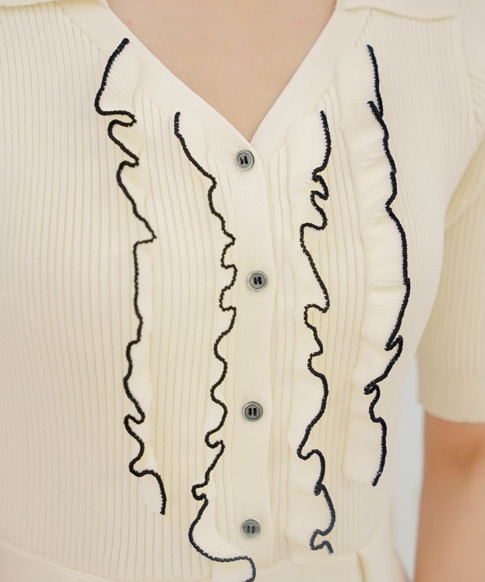 ニット ワンピース フリル 前開き 授乳 ママ きれいめ フェミニン 上品 ママ友 かわいい 大人 配色 ゴールド 半袖 5分袖 フレア フレアシルエット タック ミモレ 開襟 デコルテすっきり 襟付き 春 夏