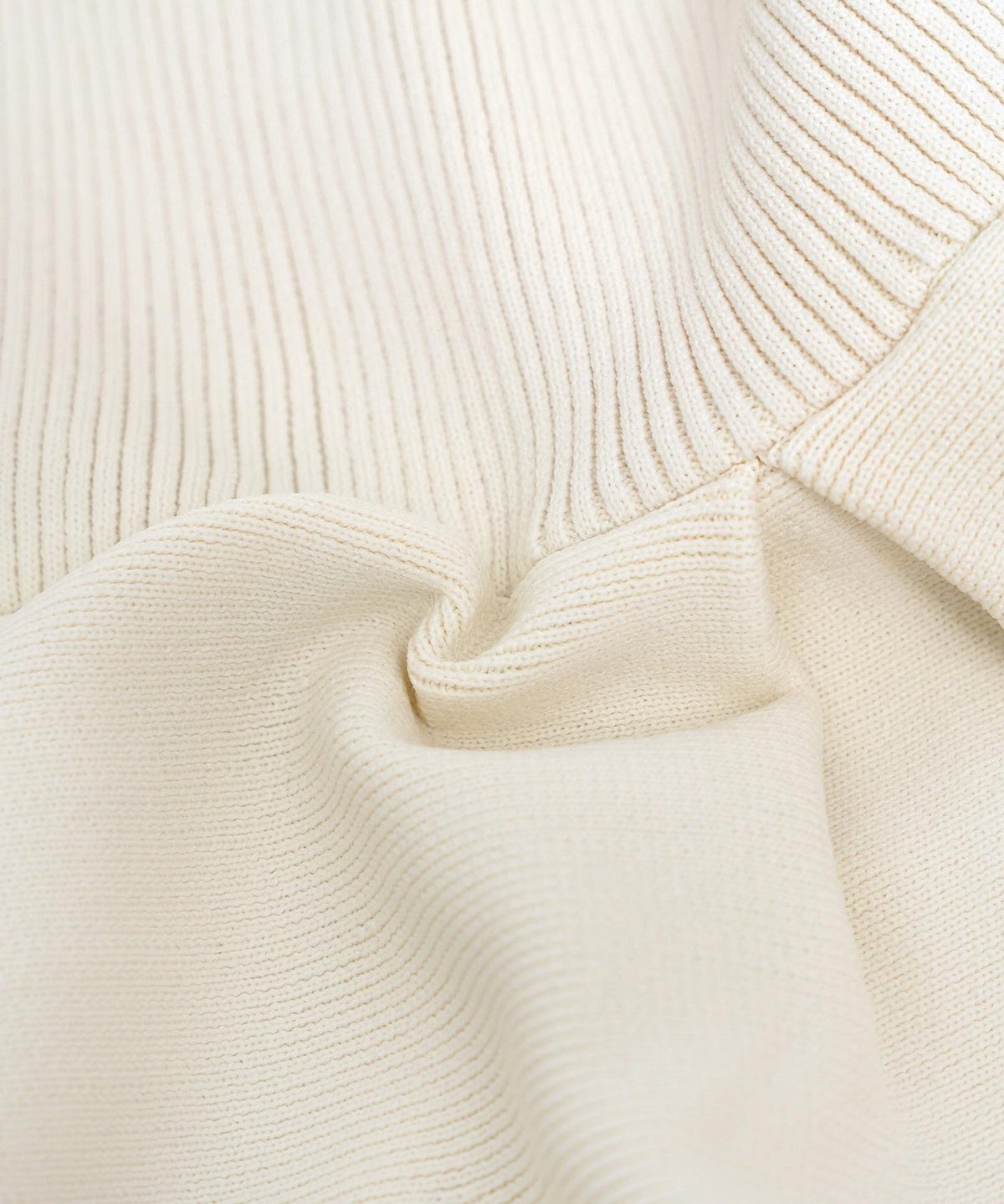 ニット ワンピース フリル 前開き 授乳 ママ きれいめ フェミニン 上品 ママ友 かわいい 大人 配色 ゴールド 半袖 5分袖 フレア フレアシルエット タック ミモレ 開襟 デコルテすっきり 襟付き 春 夏