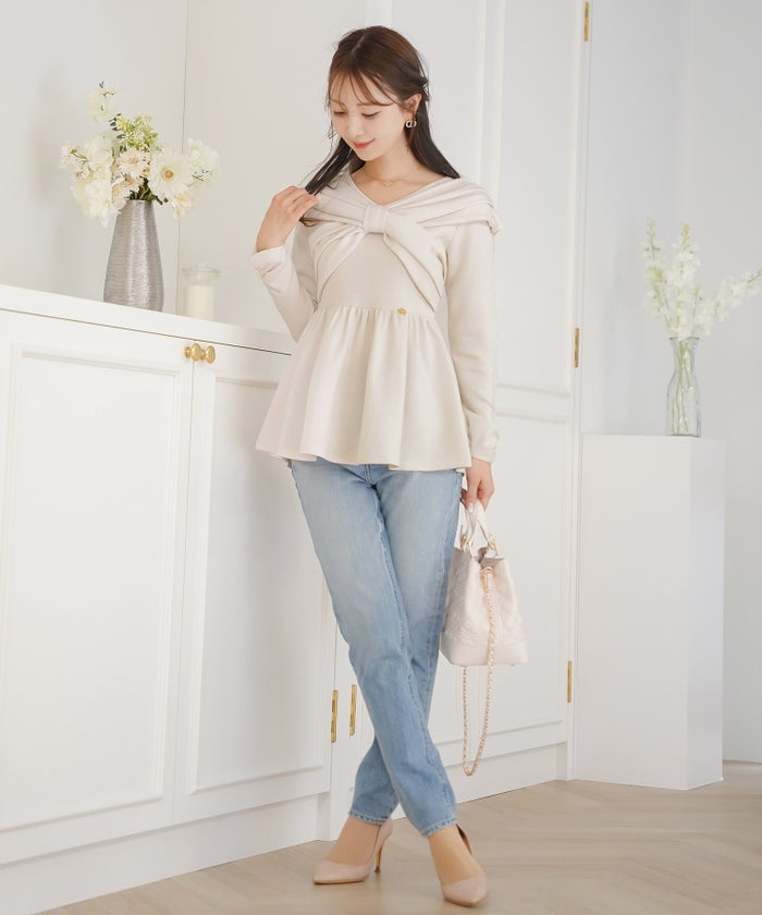 トップス カットソー ペプラム 体型カバー カジュアル 長袖 パール オフショル リボン タック ギャザー Vネック きれいめ 着映え パンツスタイル ミドル丈 春 秋