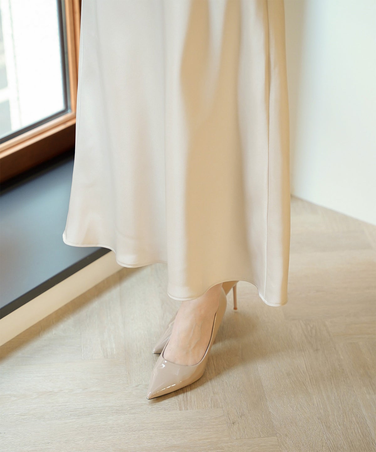 サテン ナロー スカート ボトムス レディース サックス ベージュ ブラック S M