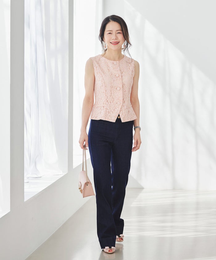 総レース ベスト ジレ 春 秋 美シルエット ウエストライン 裏地付き きれいめ オケージョン 通勤 ホワイト ピンク ネイビー ジョイントスペース 総レース ベスト ＆BLOOM（アンドブルーム）