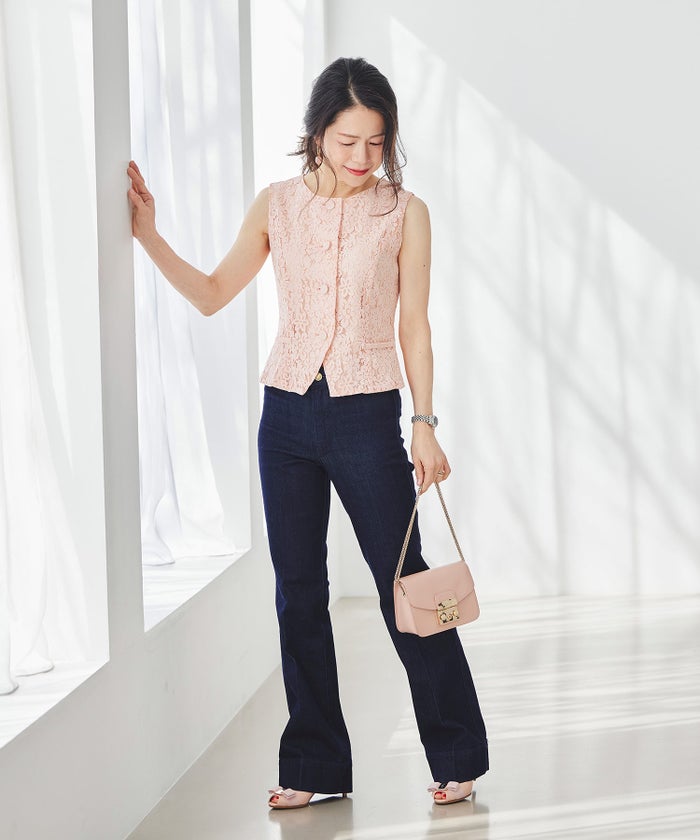 総レース ベスト ジレ 春 秋 美シルエット ウエストライン 裏地付き きれいめ オケージョン 通勤 ホワイト ピンク ネイビー ジョイントスペース 総レース ベスト ＆BLOOM（アンドブルーム）