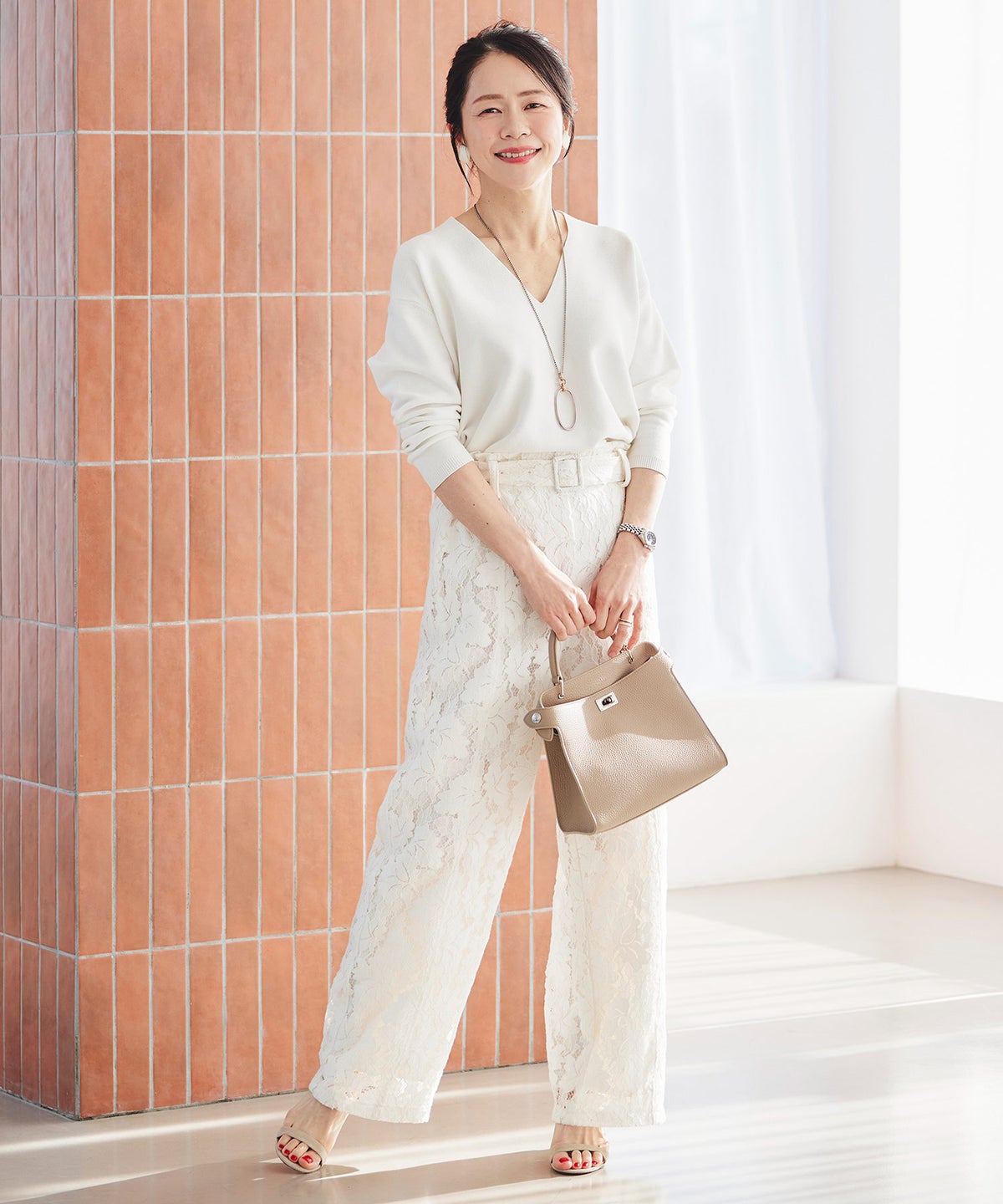 総レース ワイドパンツ オケージョン 結婚式 上品 フェミニン きれいめ 体型カバー 楽ちん 入学式 通勤 セットアップ ホワイト ピンク ネイビー ＆BLOOM（アンドブルーム）