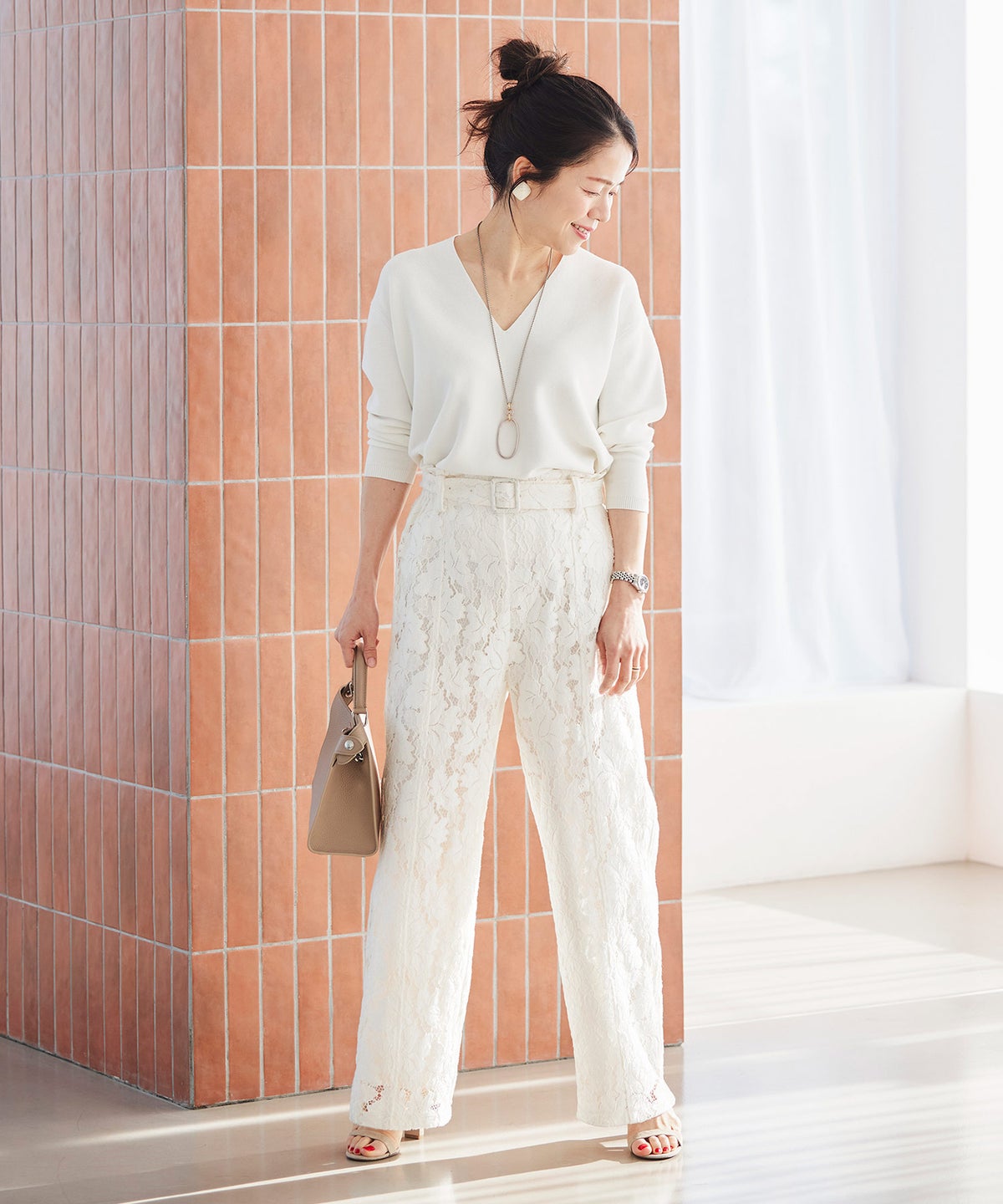 総レース ワイドパンツ オケージョン 結婚式 上品 フェミニン きれいめ 体型カバー 楽ちん 入学式 通勤 セットアップ ホワイト ピンク ネイビー ＆BLOOM（アンドブルーム）