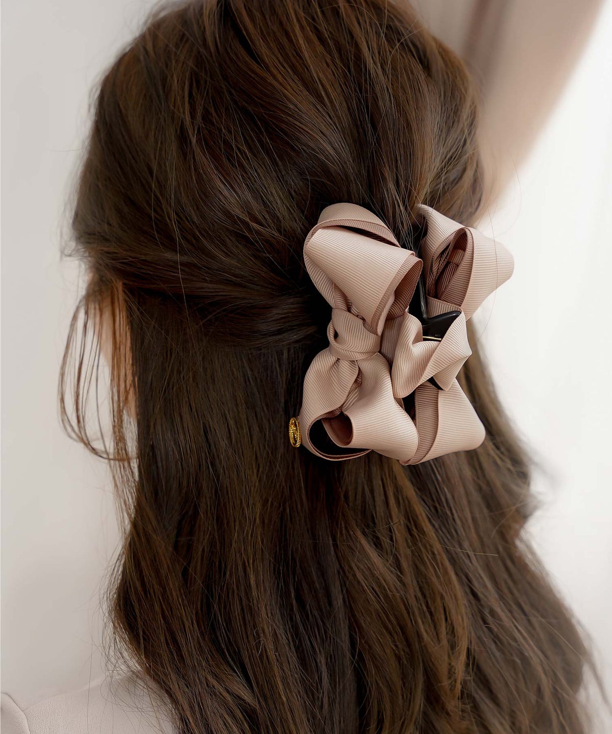 ヘアアクセサリー リボン グログラン きれいめ 配色 バイカラー かわいい 上品 式典 ヘアスタイル アップスタイル ヘアアレンジ