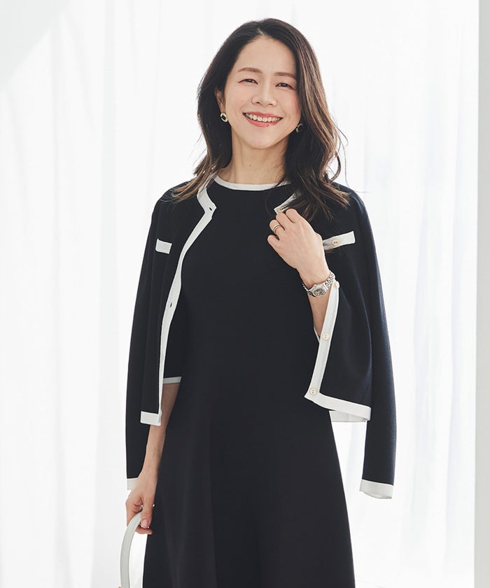 ホールガーメント バイカラー ニットワンピース ボートネック 五分袖 フレア ウエストシェイプ きれいめ 上品 体型カバー セットアップ風 カーディガン合わせ デニムジャケット 大人カジュアル 黒