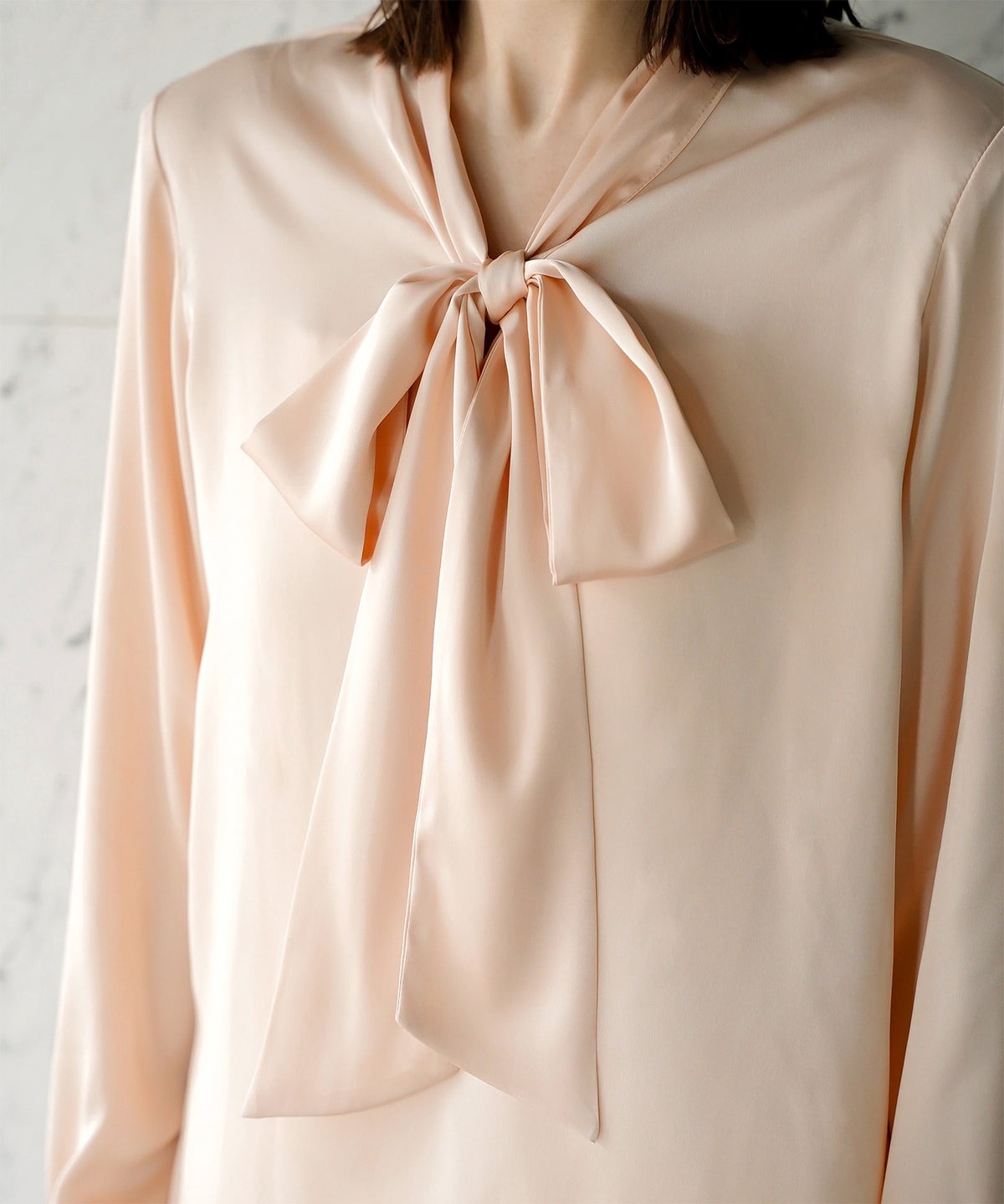 サテン ボウタイ ブラウス レディース ファッション M ホワイト ピンクベージュ ブラック