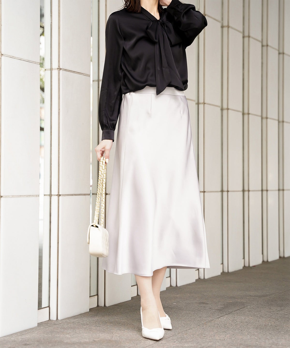 サテン ボウタイ ブラウス レディース ファッション M ホワイト ピンクベージュ ブラック