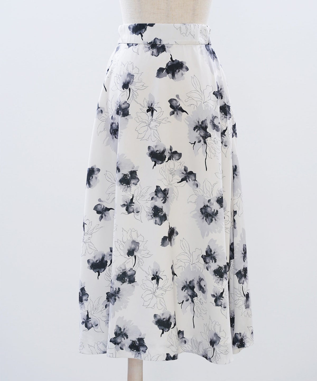 花柄 スカート ギャザー フレア ミドル丈 通勤 カジュアル フェミニン 大人かわいい 上品 モノトーン ピンク ジョイントスペース