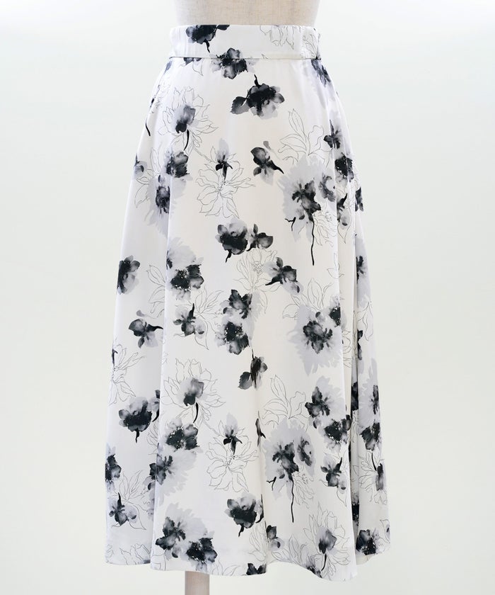 花柄 スカート ギャザー フレア ミドル丈 通勤 カジュアル フェミニン 大人かわいい 上品 モノトーン ピンク ジョイントスペース